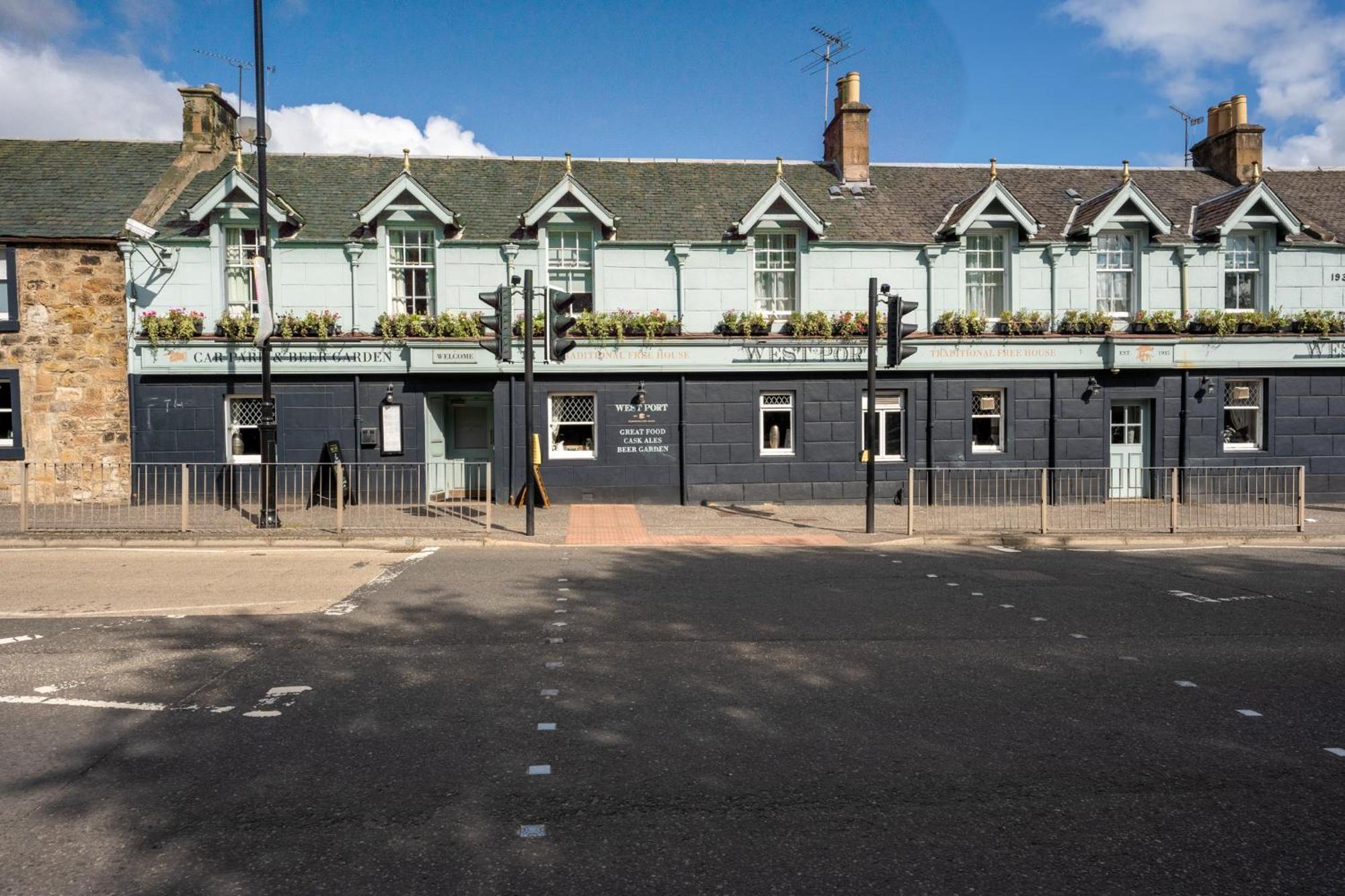 West Port Hotel Linlithgow Exterior photo